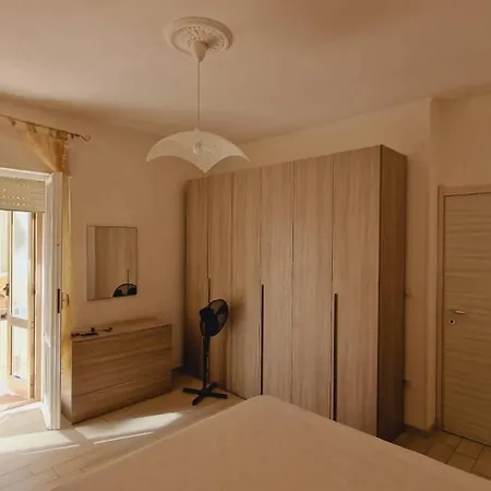 Lejlighed Oslo Apartment, A Pochi Passi Dal Mare Rifa738