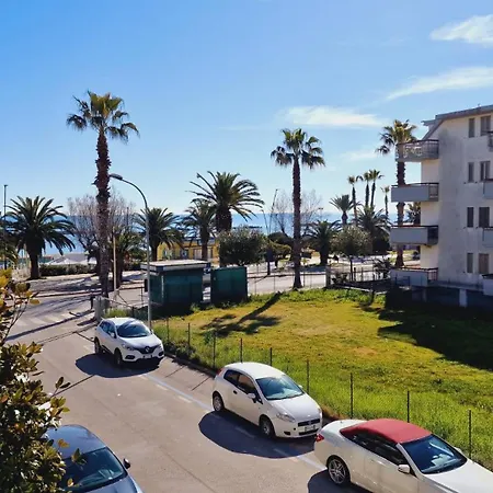 Oslo Apartment, A Pochi Passi Dal Mare Rifa738