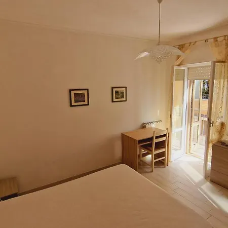 Oslo Apartment, A Pochi Passi Dal Mare Rifa738 Appartement