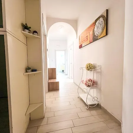 Oslo Apartment, A Pochi Passi Dal Mare Rifa738 Apartment *