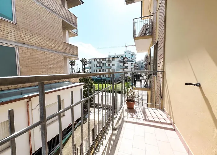 Oslo Apartment, A Pochi Passi Dal Mare Rifa738 * Porto d'Ascoli